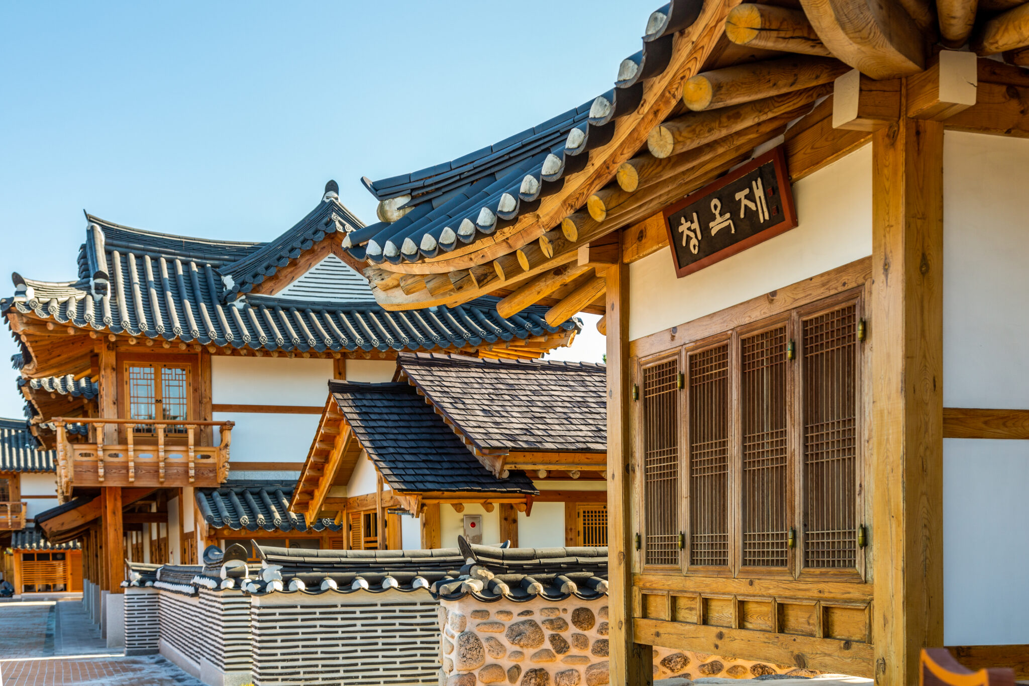 The Science Of Hanok: Traditional Korean Architecture | KCulture.com: K ...