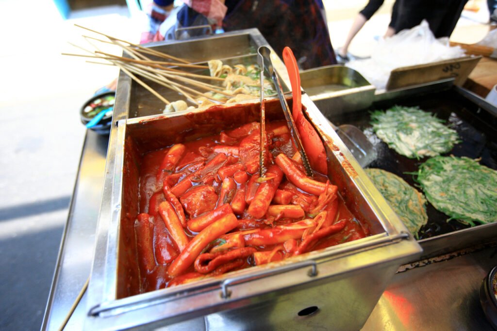 Seoul Food Guide 2025: street foods