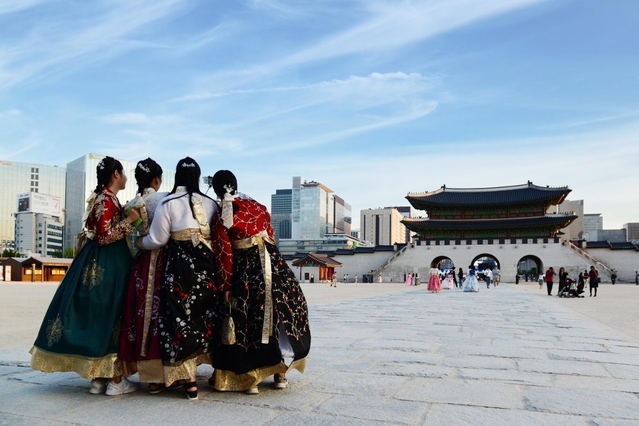 Gyeongbokgung Hanbok Rental: 30+ Best Shops Compared