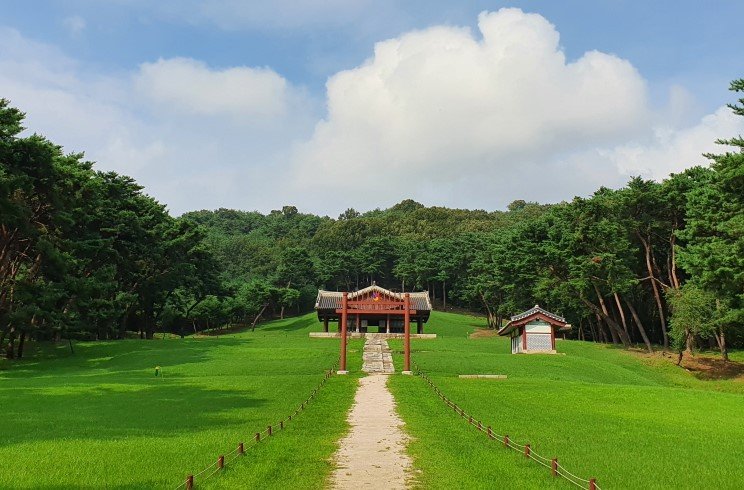 Chosun Royal Tomb