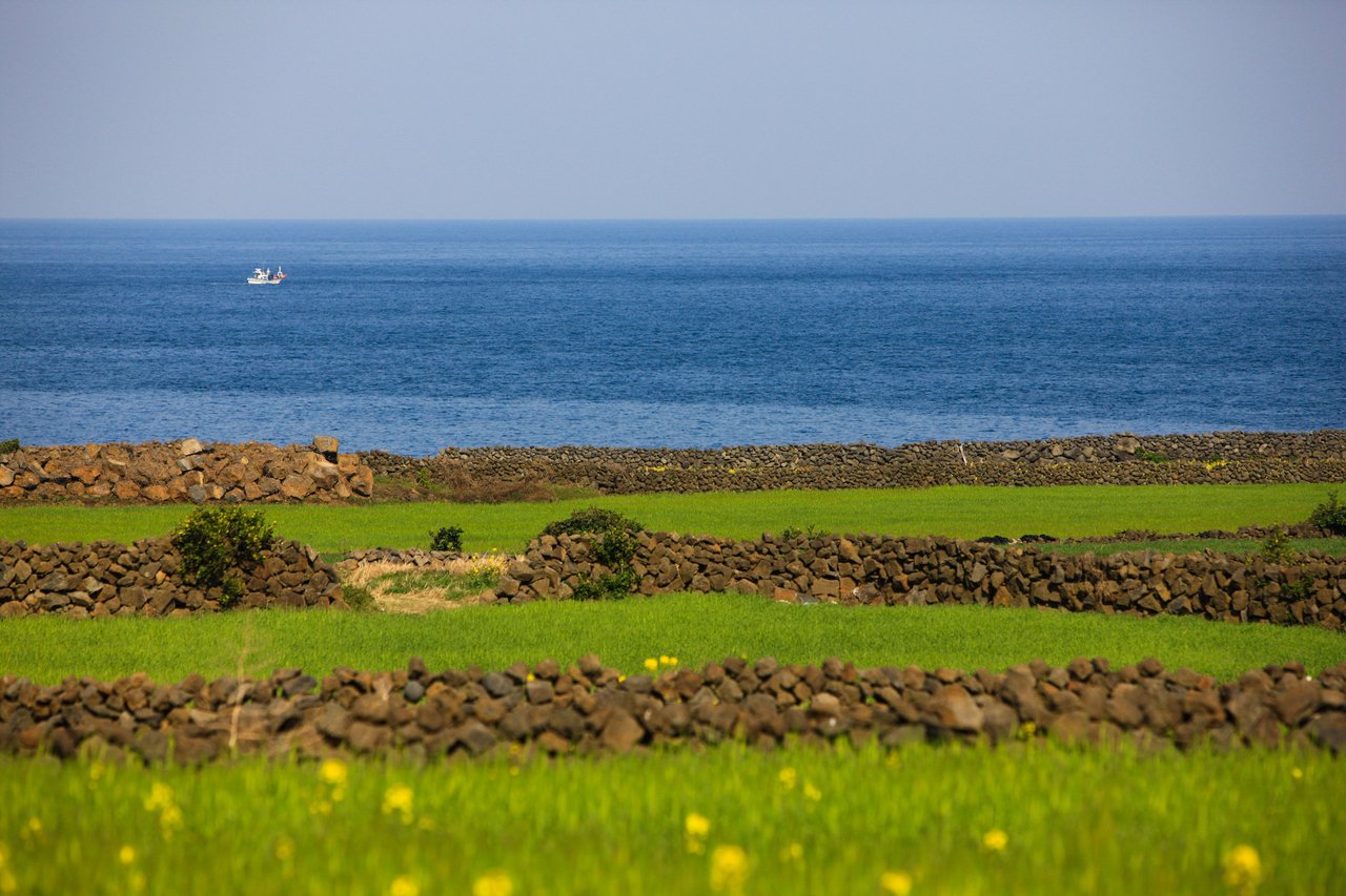 Jeju Travel - Where to Stay and Go