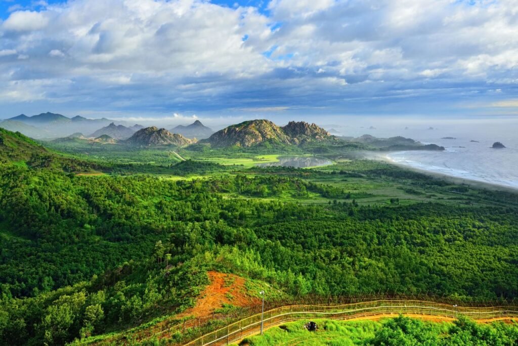 A view of Mt. Kumgang’s Guseonbong Peak and Haegeumgang from the East Coast Military Demarcation Line.