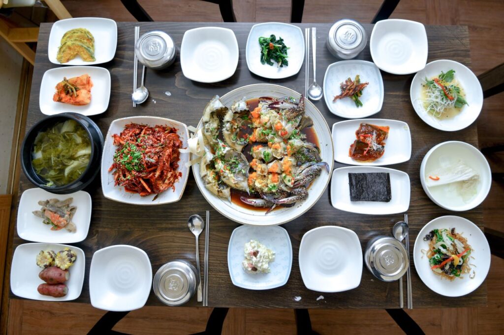 Ganjang Gejang Jeongsik: The Ultimate Korean Soy-Marinated Raw Crab Experience