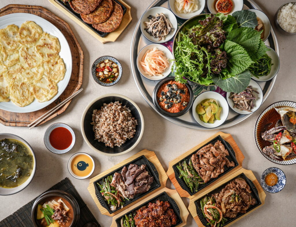 Ssambap (쌈밥): The Ultimate Korean Lettuce Wrap Experience