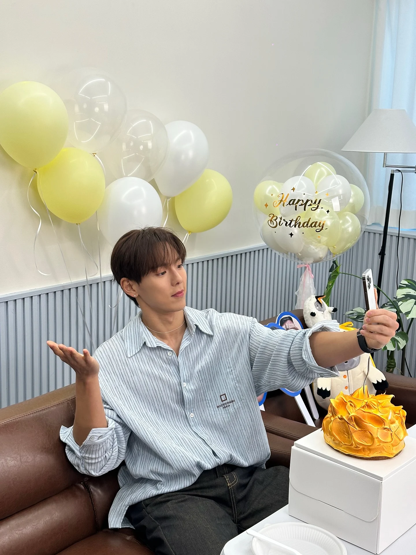 SHOWNU Birthday Cafe: Sweet Bear