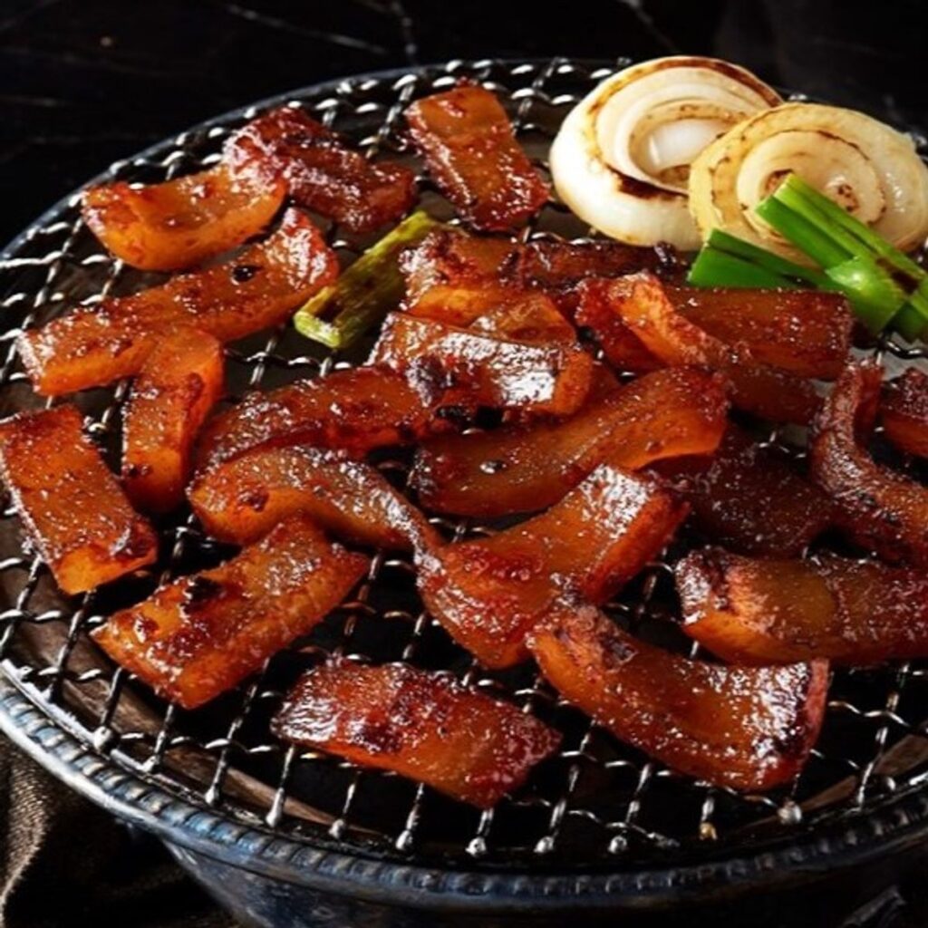 Dwaeji-kkeopdegi (돼지껍데기): The Chewy, Collagen-Packed Korean BBQ Gem
