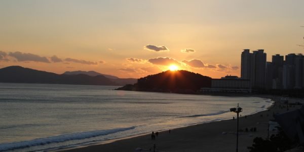 Korea's Coastal & Mountain Journey: Sun Moon, Beaches & Peaks