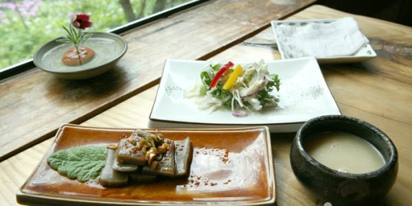 Seoul: Paths, Pours, Arrows & Appetites