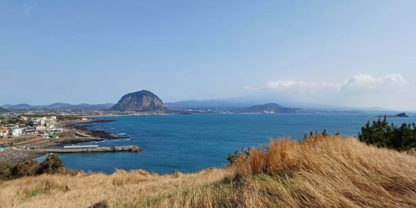Jeju Olle Trail : The Best Courses & How to Book Your Hiker Stay