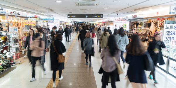 Guide to Clothes Shopping in South Korea for Tourists