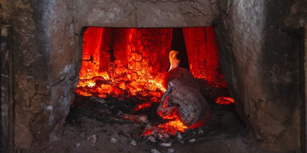 Yi-Yeol-Chi-Yeol: Inside Korea's Traditional Hanjeungmak Kilns