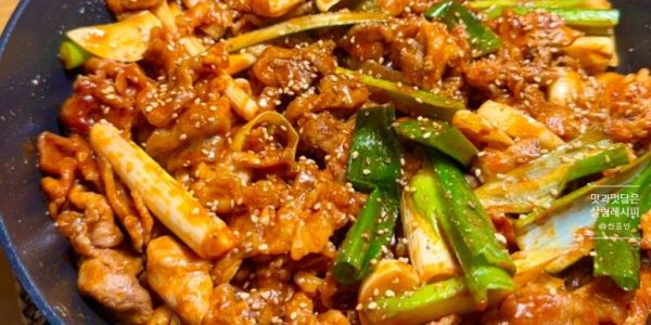 Jeyuk-bokkeum