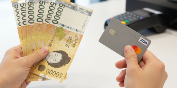 korea-travel-payment-method-cash-creditcard